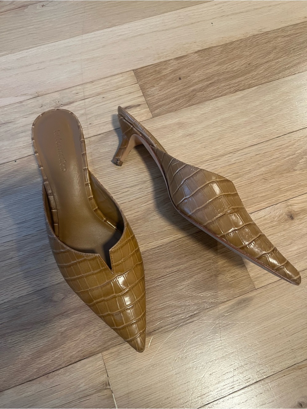 Reformation Tan Croc-Embossed Pointed-Toe Slide Mules - Picture 2 of 3